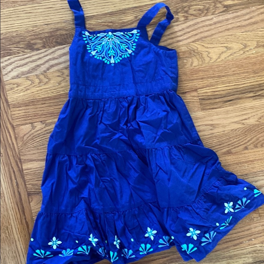 Girl’s dress
